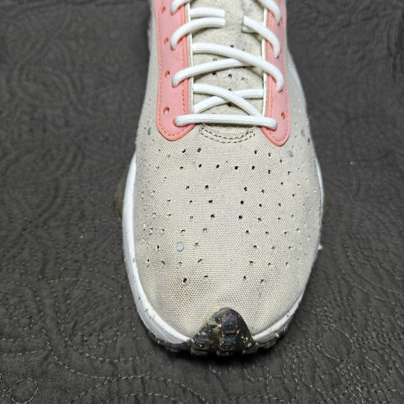Nike Air Zoom-Type Crater Cream Peach  Athletic Sneakers Men\'s Shoe Size 9